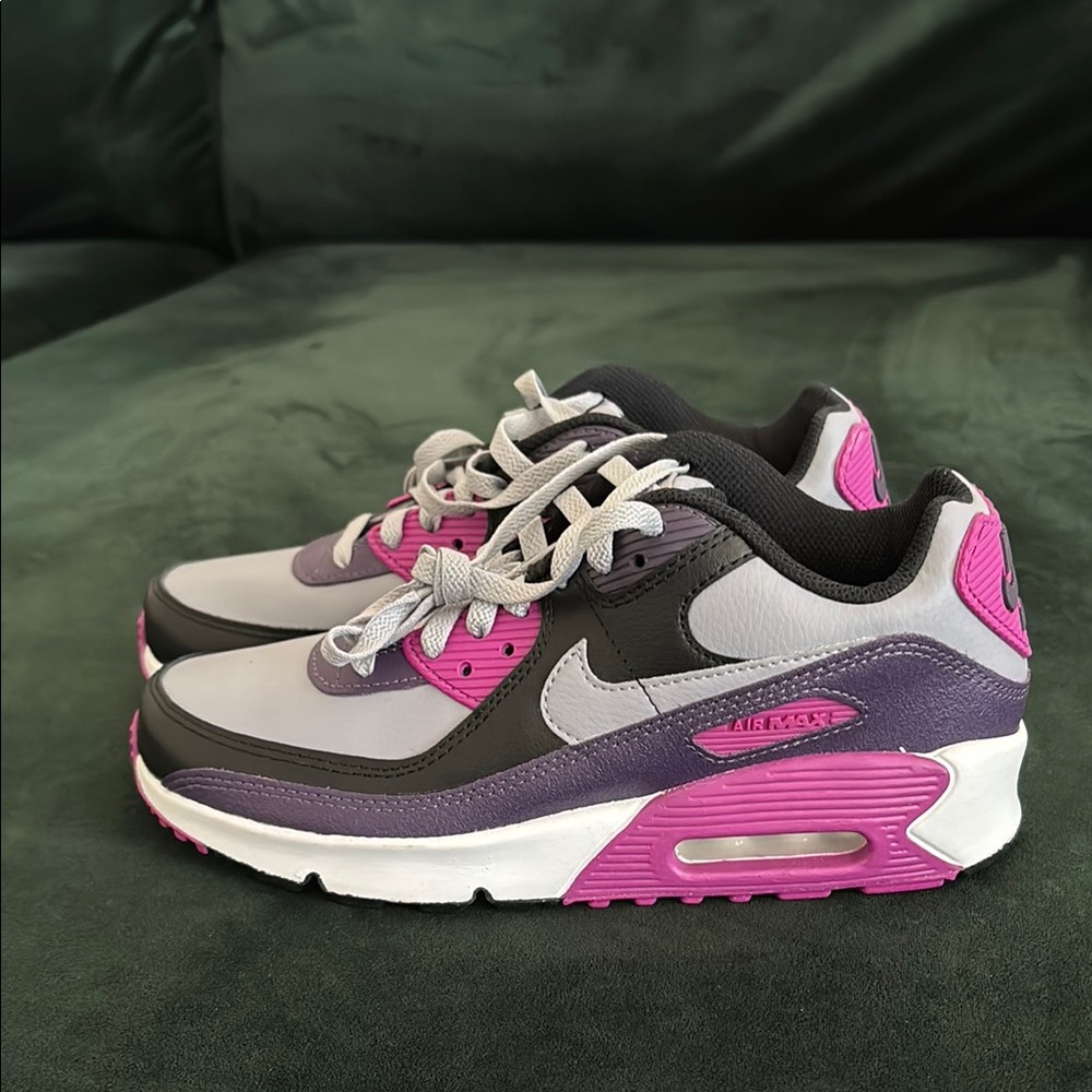 Nike Air Max Sneakers in Purple and Pink